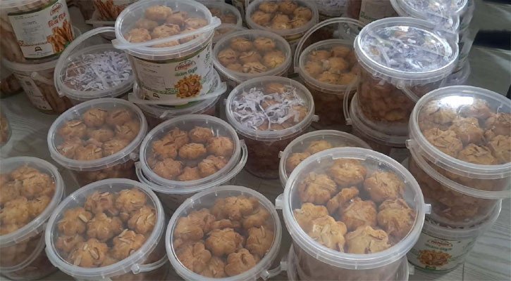 সাড়া ফেলেছে ‘কাঁঠালের বিস্কুট’